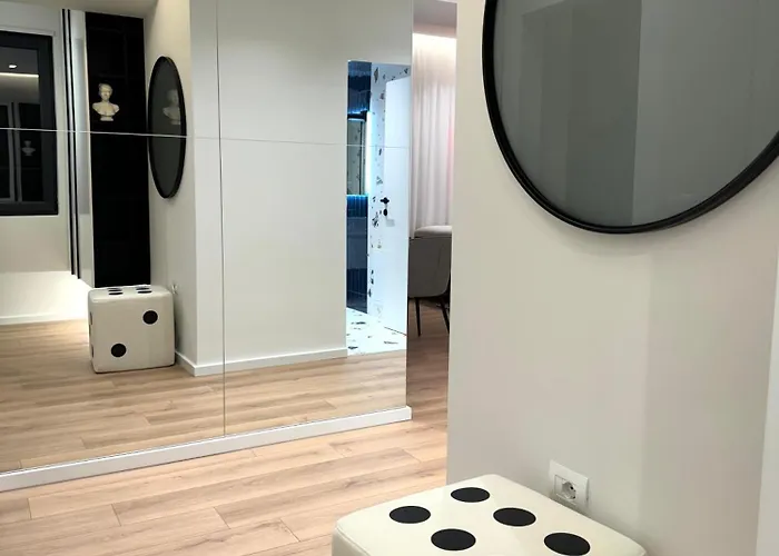 Incasso Center דירה
